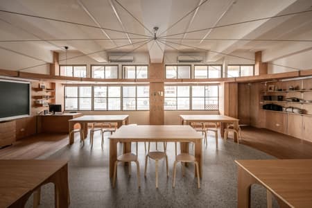 Qingshan Forest Junior High School Classroom